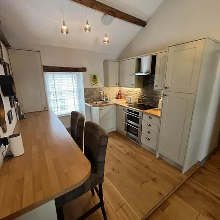 The Old Hay Loft شقة كيركبي لونسديل